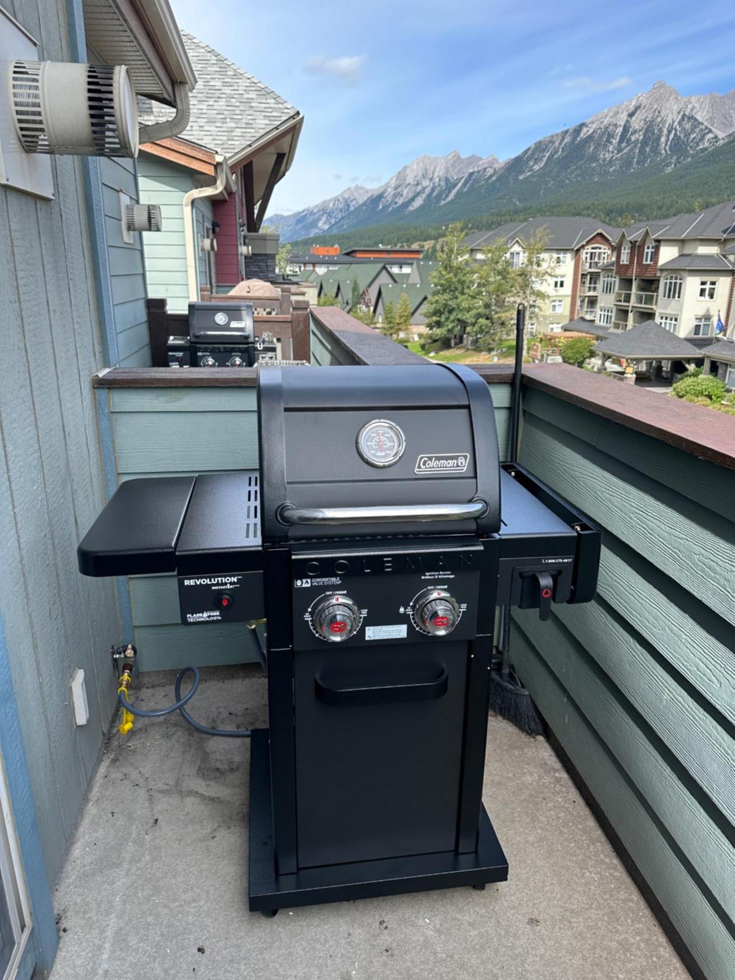 Canmore Mountain View Loft Apartment Heated Outdoor Pool Eksteriør billede